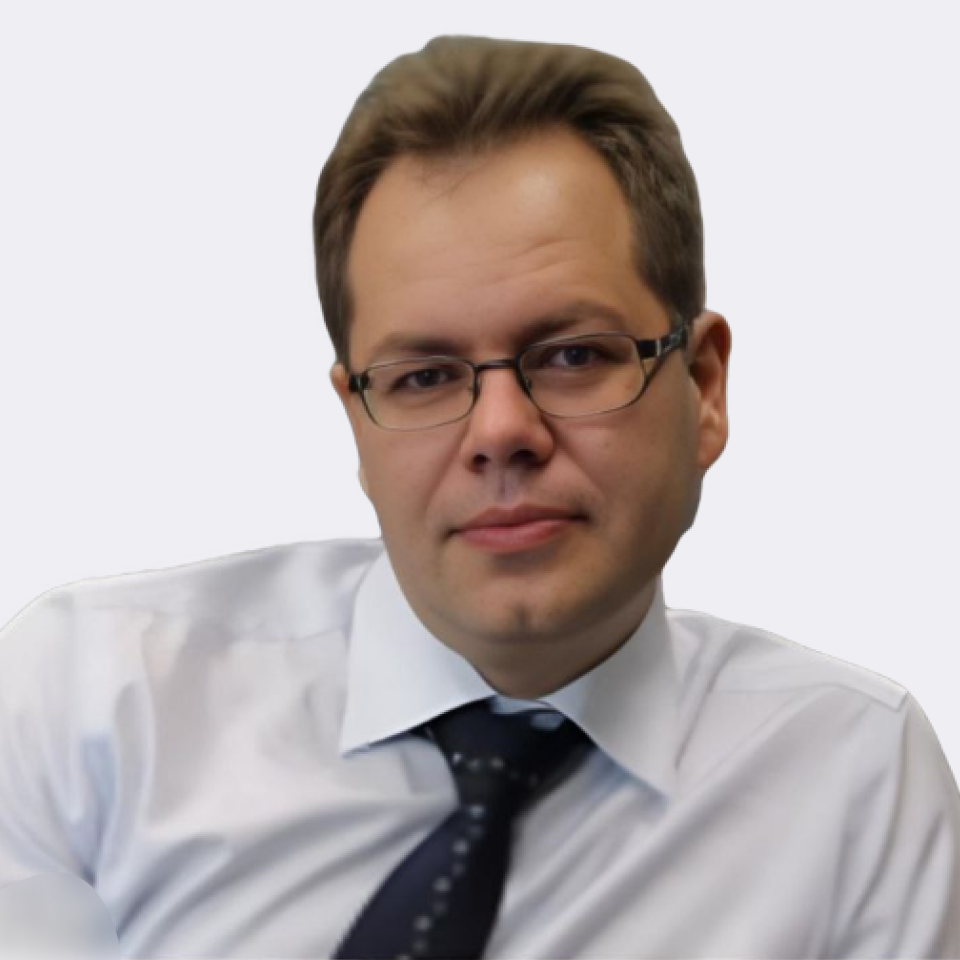 Роман Новиков